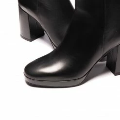 L'INTERVALLE Stassi Black Leather WOMEN