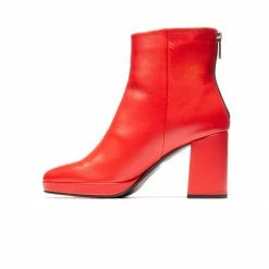 L'INTERVALLE Stassi Red Leather