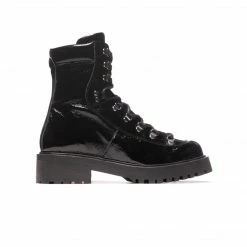 L'INTERVALLE Yaris Black Naplack WOMEN