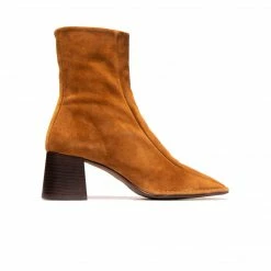 L'INTERVALLE Dublin Tan Suede
