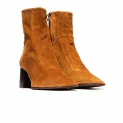 L'INTERVALLE Dublin Tan Suede