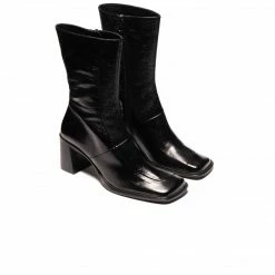 L'INTERVALLE Manor Black Leather