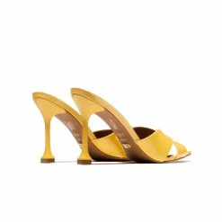 L'INTERVALLE WOMEN Fantine Yellow Patent 7 L'INTERVALLE WOMEN Fantine Yellow Patent
