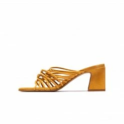 L'INTERVALLE Delicia Mustard Suede