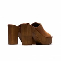 L'INTERVALLE Elissa Tan Suede