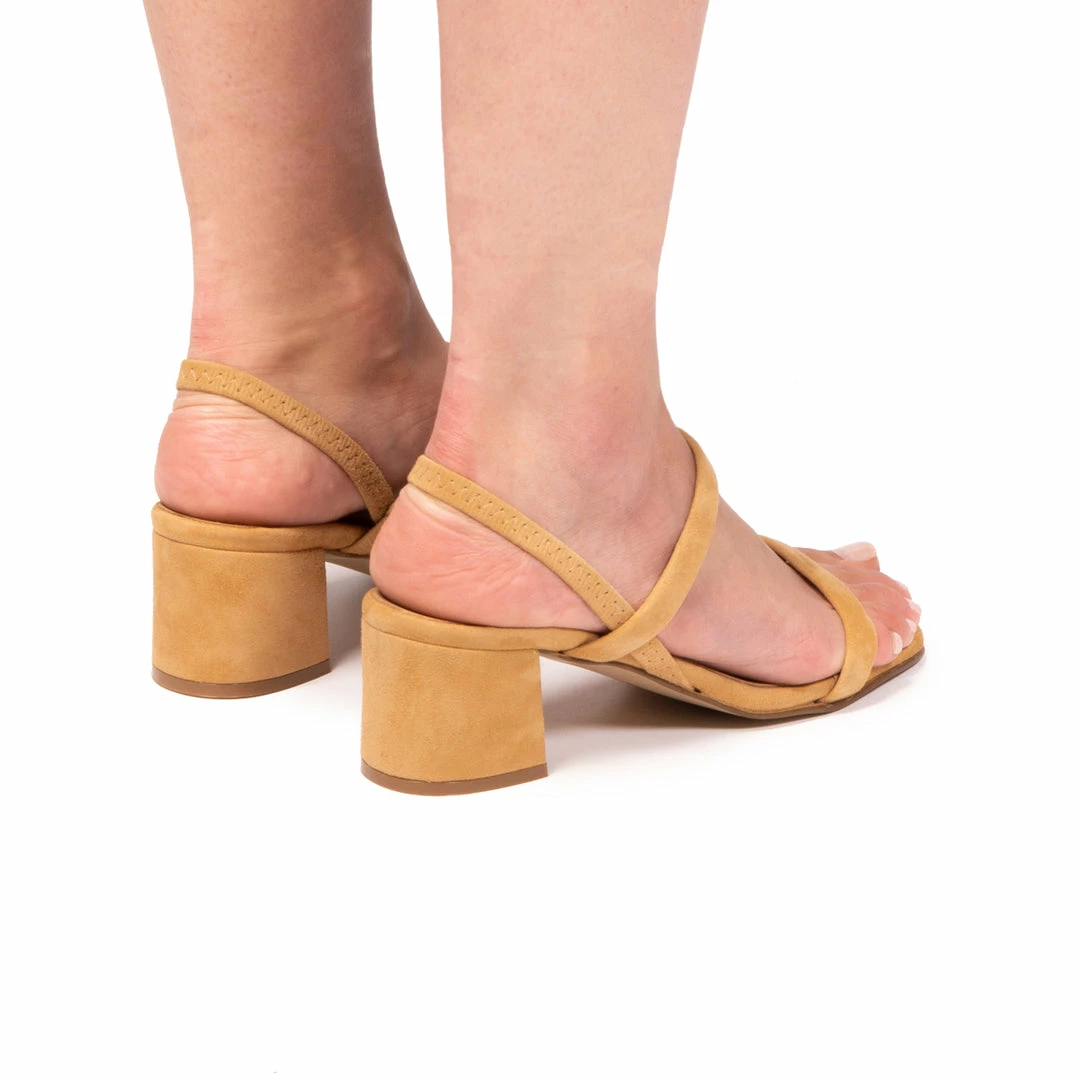 L'INTERVALLE Vale Cinnamon Suede 3 L'INTERVALLE Vale Cinnamon Suede