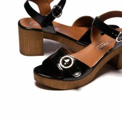 L'INTERVALLE Annie Black Patent