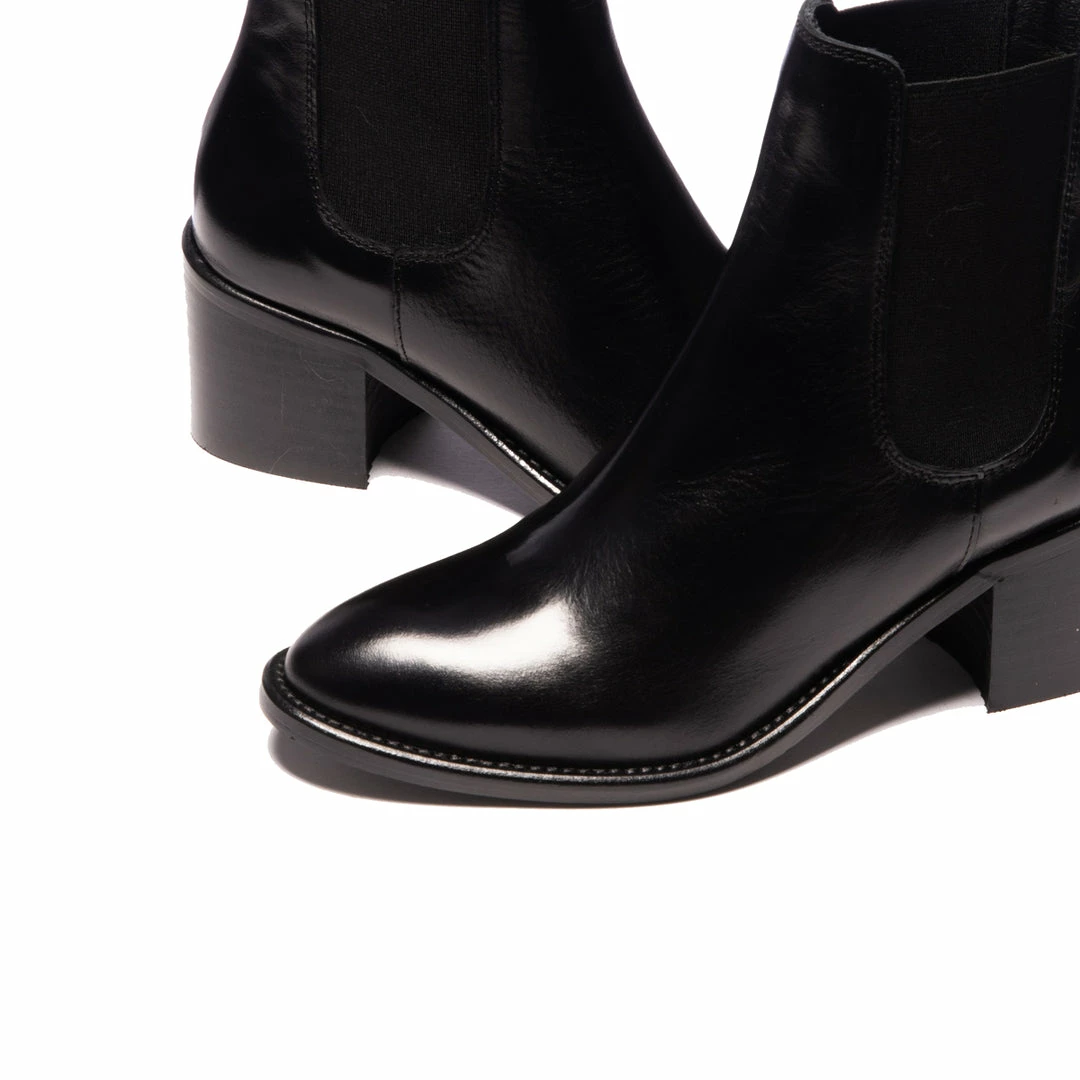 L'INTERVALLE Larabee Black Leather 4 L'INTERVALLE Larabee Black Leather