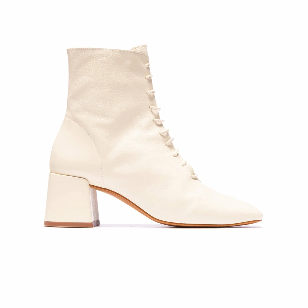 L'INTERVALLE Varick Off White Leather WOMEN 1 L'INTERVALLE Varick Off White Leather WOMEN