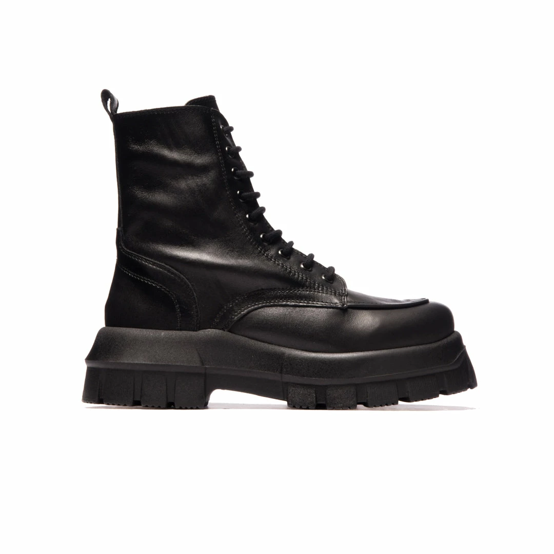 L'INTERVALLE Hillside Black Leather WOMEN 1 L'INTERVALLE Hillside Black Leather WOMEN