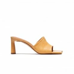 L'INTERVALLE Singer Nude Leather