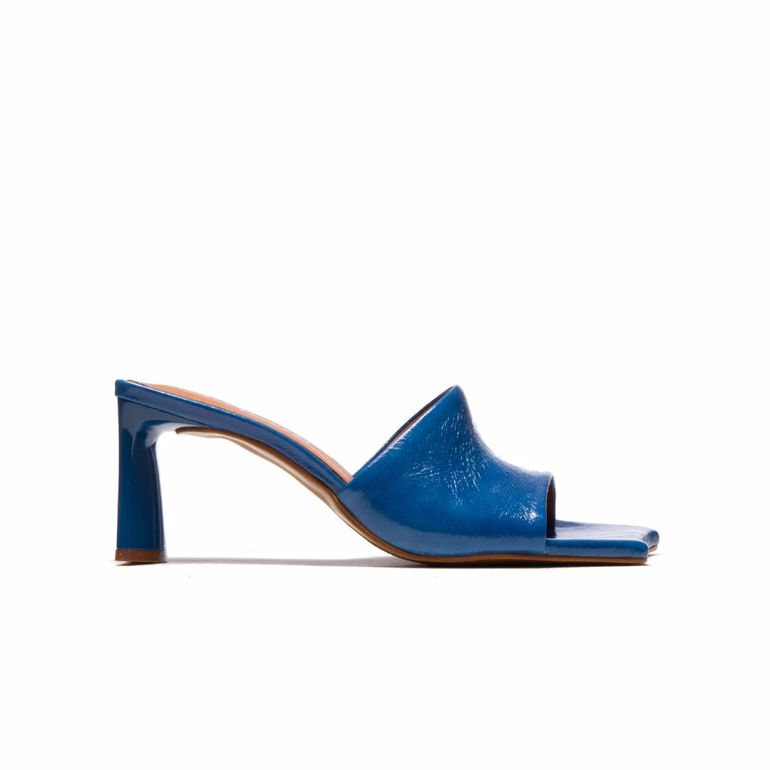 L'INTERVALLE WOMEN Singer Dark Blue Leather 1 L'INTERVALLE WOMEN Singer Dark Blue Leather