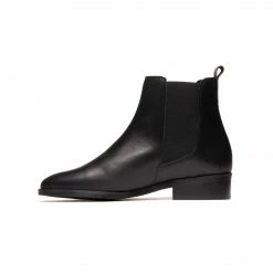 L'INTERVALLE Tula Black Leather