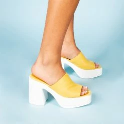 L'INTERVALLE WOMEN Bassano Cognac Suede