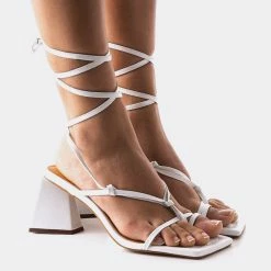 L'INTERVALLE Barrio White Leather