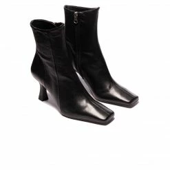 L'INTERVALLE Magesty Black Leather WOMEN