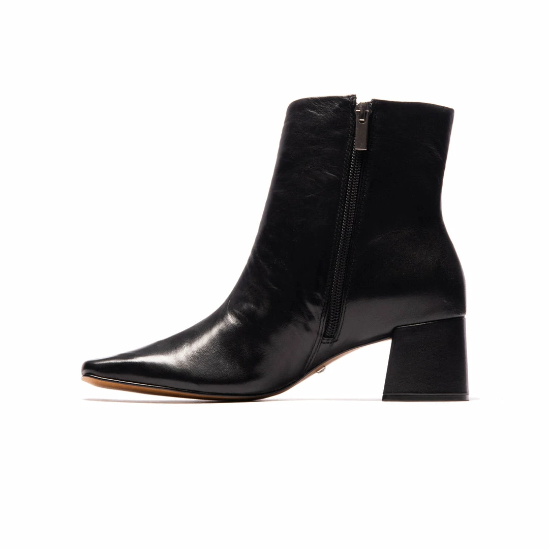 L'INTERVALLE Aracaju Black Leather 3 L'INTERVALLE Aracaju Black Leather