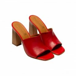 L'INTERVALLE WOMEN Sunday Red Leather