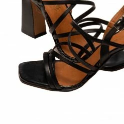 L'INTERVALLE WOMEN Feline Black Leather