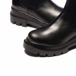 L'INTERVALLE Bandit Black Leather 9 L'INTERVALLE Bandit Black Leather