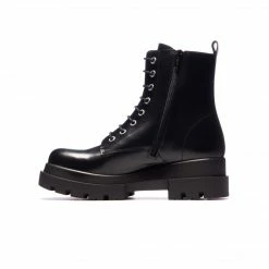 L'INTERVALLE Bolt Black Box