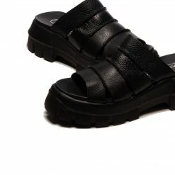 L'INTERVALLE WOMEN Leya Black Leather