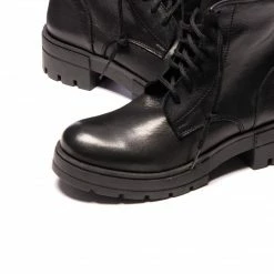 L'INTERVALLE Venlo Black Leather