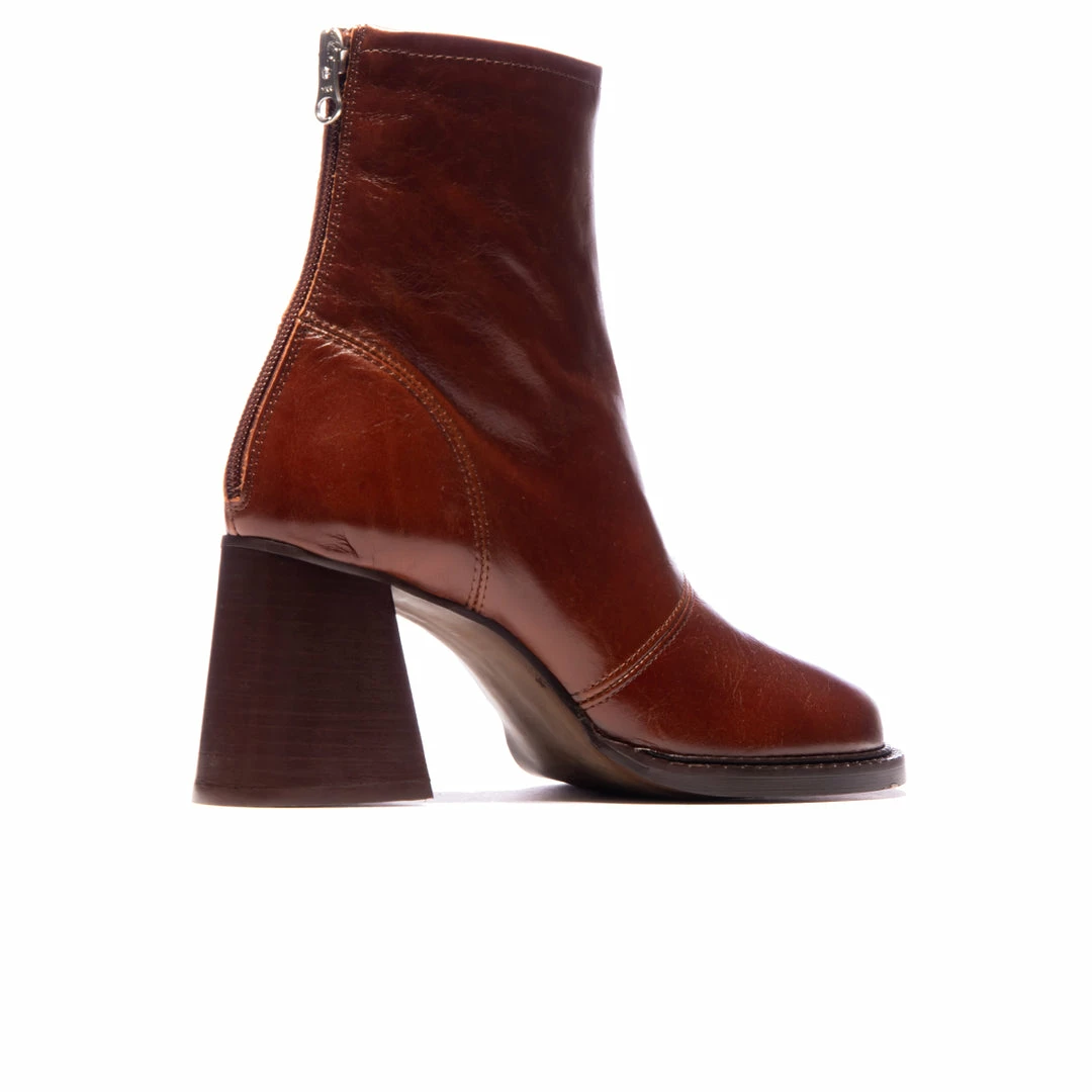 L'INTERVALLE Strasbourg Chestnut Leather WOMEN 4 L'INTERVALLE Strasbourg Chestnut Leather WOMEN