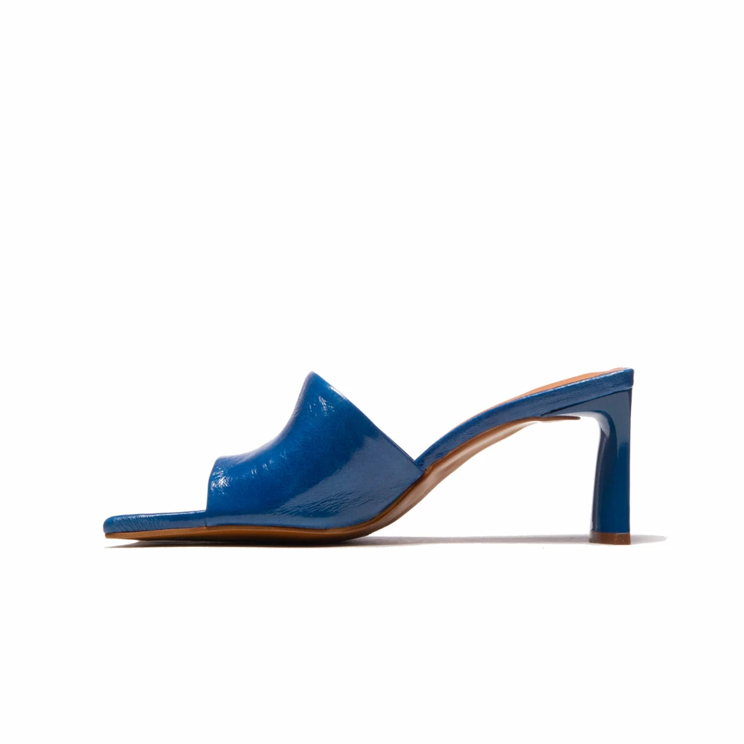 L'INTERVALLE WOMEN Singer Dark Blue Leather 3 L'INTERVALLE WOMEN Singer Dark Blue Leather