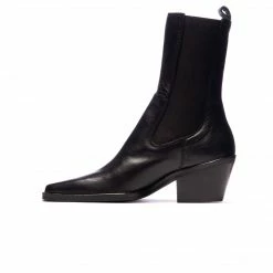 L'INTERVALLE Alacantra Black Leather 7 L'INTERVALLE Alacantra Black Leather