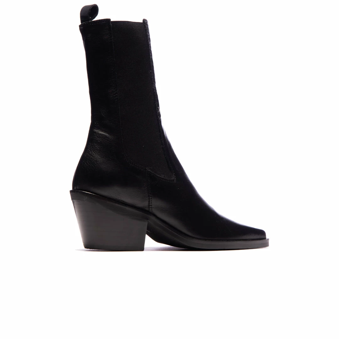 L'INTERVALLE Alacantra Black Leather 4 L'INTERVALLE Alacantra Black Leather