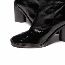 L'INTERVALLE Bairro Black Naplack