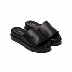 L'INTERVALLE Carmi Black Leather