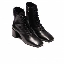 L'INTERVALLE WOMEN Varick Black Leather