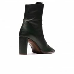 L'INTERVALLE Steinway Green Leather