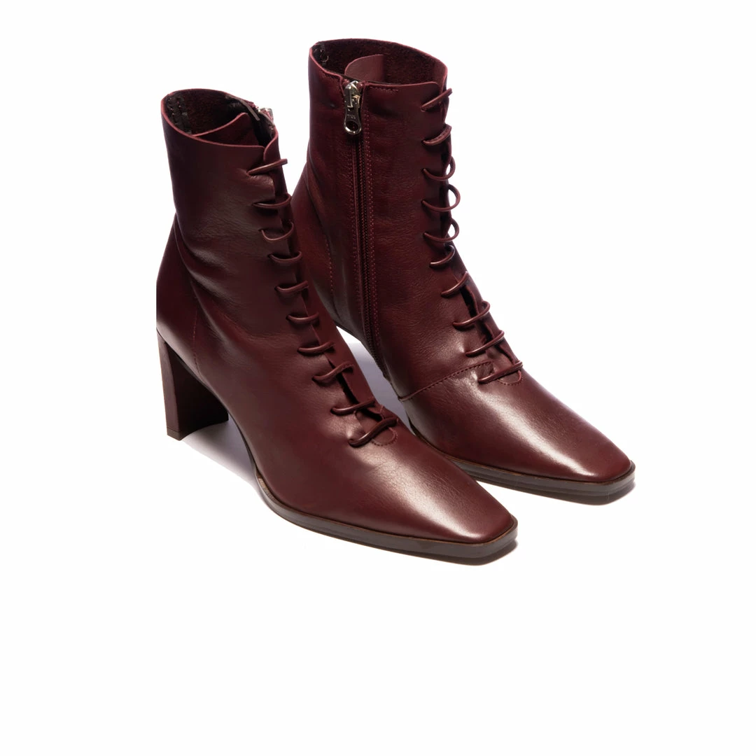 L'INTERVALLE Steinway Bordeau Leather WOMEN 2 L'INTERVALLE Steinway Bordeau Leather WOMEN