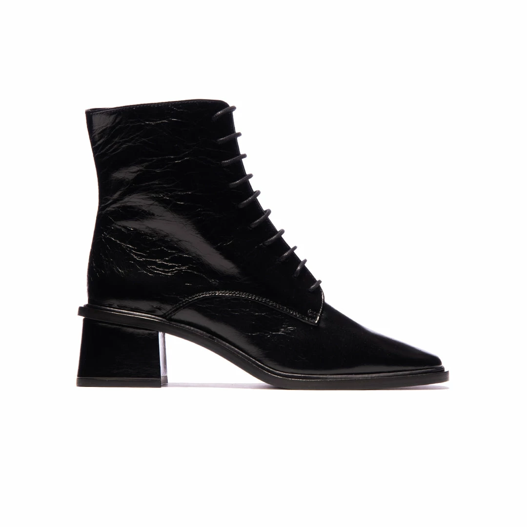 L'INTERVALLE Moffat Black Leather 1 L'INTERVALLE Moffat Black Leather