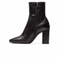 L'INTERVALLE Vanderbilt Black Leather