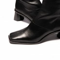 L'INTERVALLE Pike Black Leather WOMEN