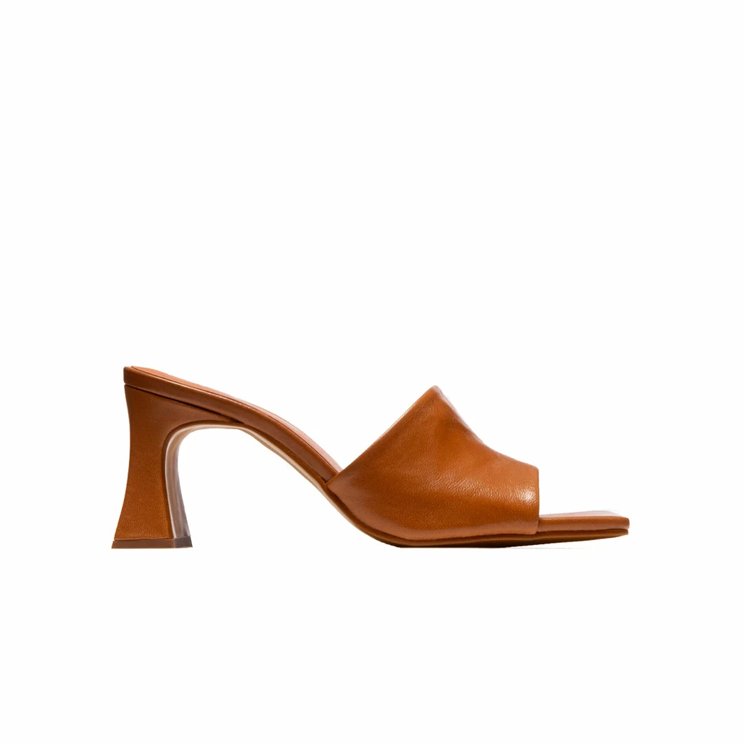 L'INTERVALLE WOMEN Plaka Tan Leather 1 L'INTERVALLE WOMEN Plaka Tan Leather