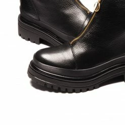 L'INTERVALLE Bonville Black Leather