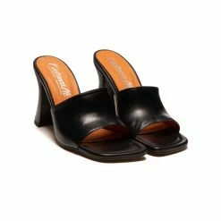 L'INTERVALLE Symi Black Leather