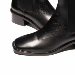 L'INTERVALLE Devonport Black Leather