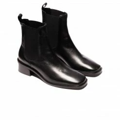 L'INTERVALLE Devonport Black Leather
