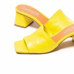 L'INTERVALLE Kenya Yellow Leather WOMEN