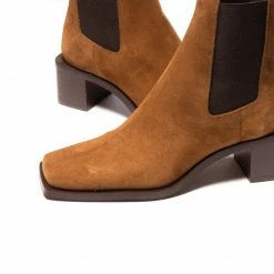 L'INTERVALLE Albans Tan Suede WOMEN