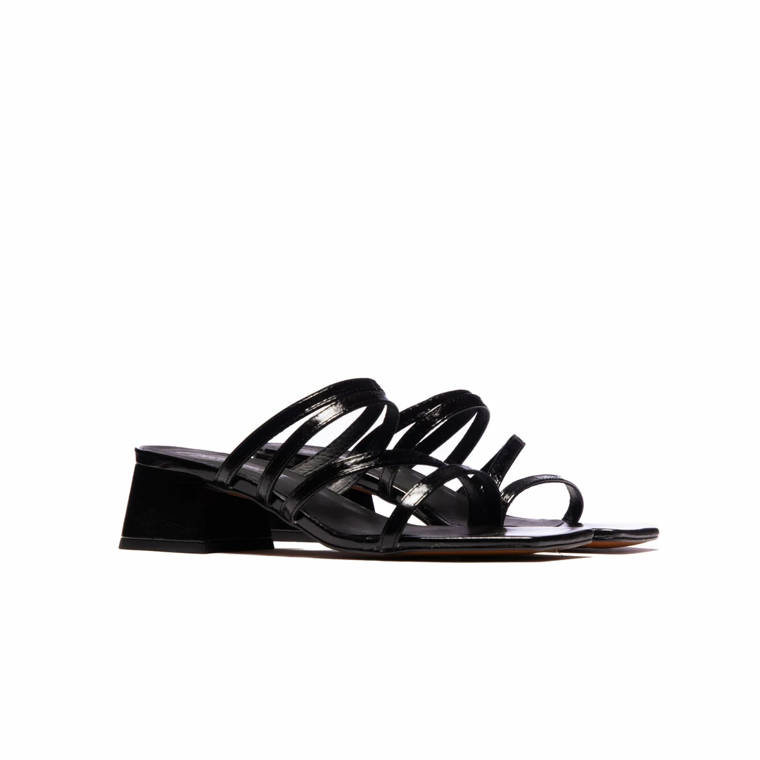 L'INTERVALLE WOMEN Hydra Black Leather 3 L'INTERVALLE WOMEN Hydra Black Leather