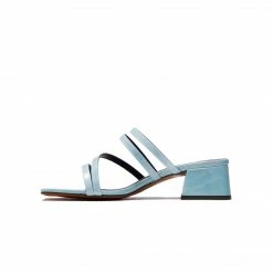 L'INTERVALLE WOMEN Hydra Light Blue Leather