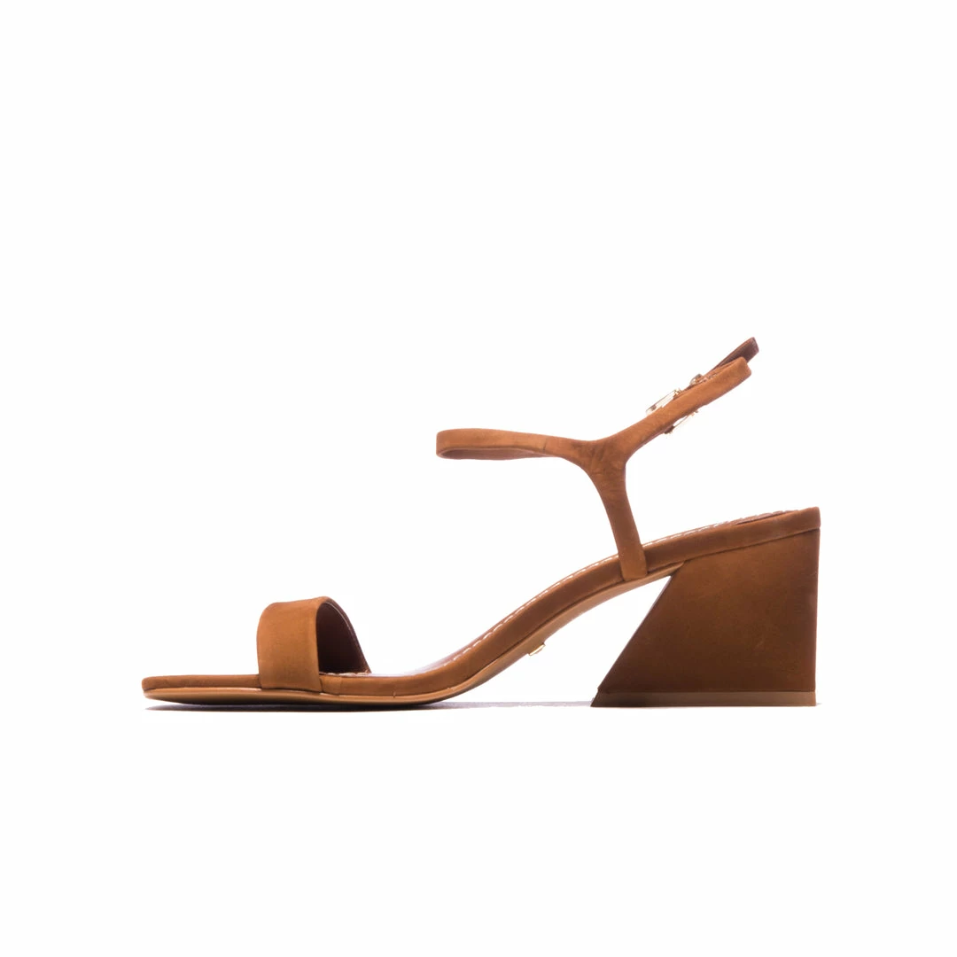 L'INTERVALLE WOMEN Ignacia Caramel Nubuck 2 L'INTERVALLE WOMEN Ignacia Caramel Nubuck
