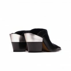 L'INTERVALLE WOMEN Charro Black Leather